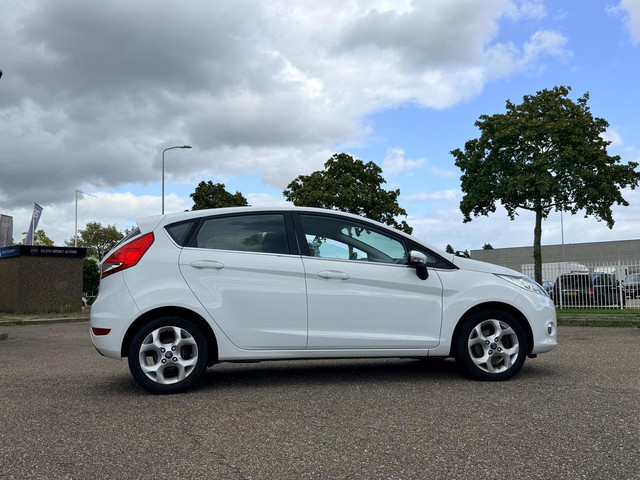 Foto 2 van Ford Fiesta 1.25 Titanium|NAP|Airco|5 |Deurs|Onderhoud|