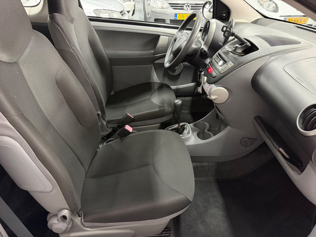 Foto 9 van Toyota Aygo 1.0-12V Access Nap 116.880KM/APK 10-2027!
