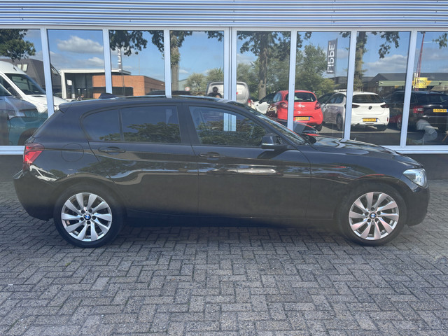 Foto 9 van BMW 1-serie 114i EDE | Stoelverwarming | Leder | Bluetooth | Navi | Cruise