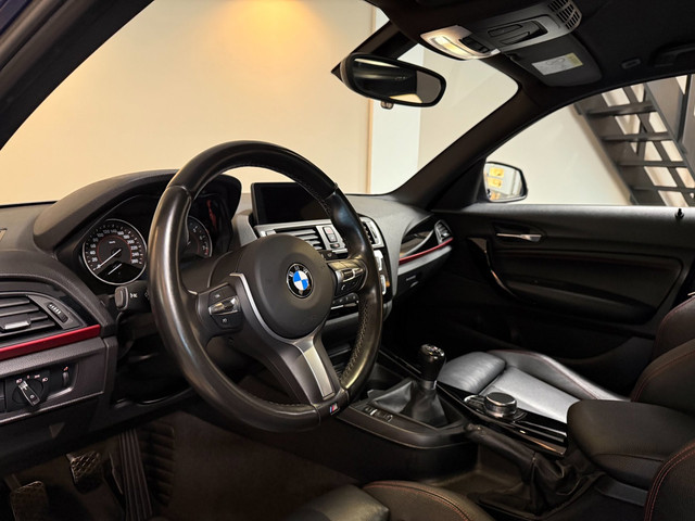 Foto 2 van BMW 1-serie 116i Centennial High Executive *M-Sportstuur/Pook* 60.000Km! 2de Eigenaar/Dealer OH|Stoe