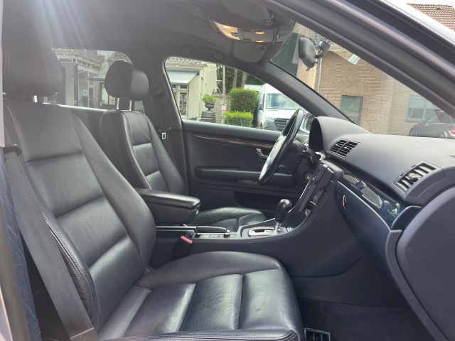 Foto 8 van AUDI A4 AVANT 1.8 TURBO AUTOMAAT 163PK / LEDER / STOELVERW. / AIRCO-ECC / CRUISE CTR. / PDC / 16'' LM-VELGEN