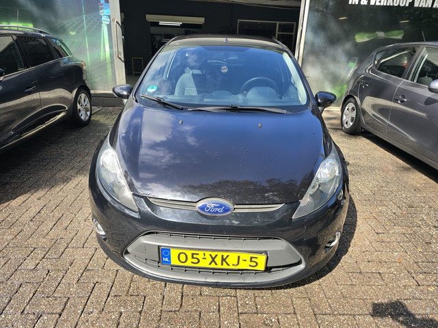 Foto 6 van Ford Fiesta 1.6 TDCi ECOnetic Lease Trend | AIRCO | ELEC RAMEN | TREKHAAK | EXPORT |