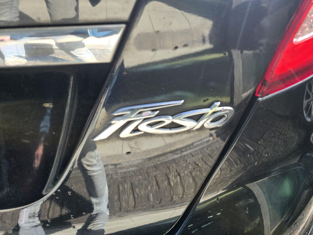Foto 3 van Ford Fiesta 1.6 TDCi ECOnetic Lease Trend | AIRCO | ELEC RAMEN | TREKHAAK | EXPORT |