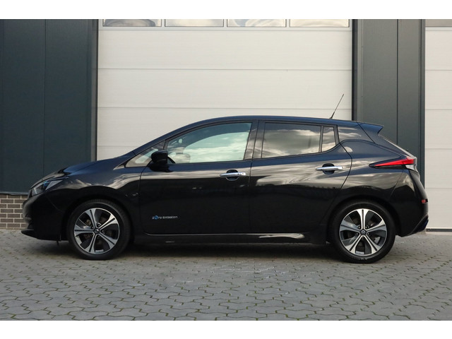 Foto 6 van Nissan LEAF 2.ZERO EDITION 40 kWh Carplay, Camera Adaptief