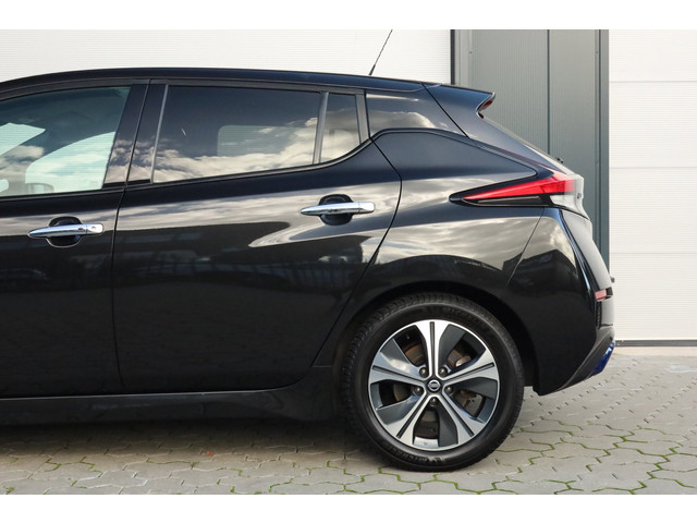 Foto 4 van Nissan LEAF 2.ZERO EDITION 40 kWh Carplay, Camera Adaptief