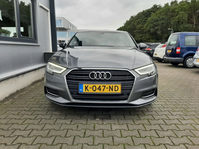 Foto 2 van Audi A3 Limousine 1.0 TFSI Design Pro Line Plus xenon clima cruise leer