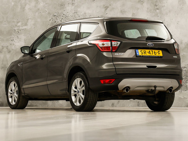 Foto 4 van Ford Kuga 1.5 EcoBoost Titanium (APPLE CARPLAY, NAVIGATIE, CLIMATE, CAMERA, ADAPTIVE CRUISE, LEDER,