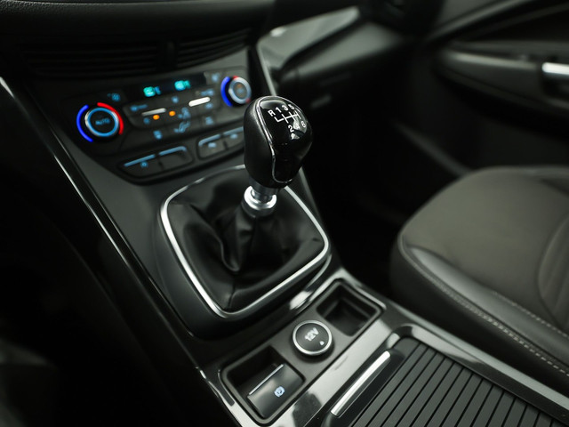 Foto 10 van Ford Kuga 1.5 EcoBoost Titanium (APPLE CARPLAY, NAVIGATIE, CLIMATE, CAMERA, ADAPTIVE CRUISE, LEDER,