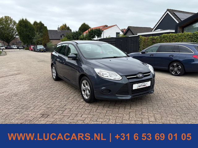 Foto 4 van Ford Focus Wagon 1.0 EcoBoost Lease Trend TREKHAAK CRUISE CONTROL EN AIRCO !