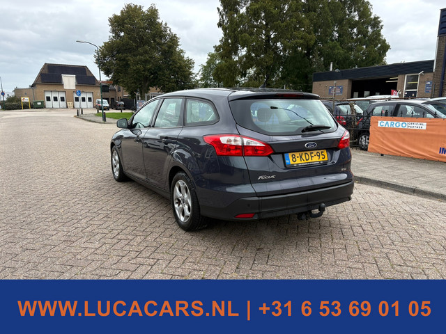 Foto 6 van Ford Focus Wagon 1.0 EcoBoost Lease Trend TREKHAAK CRUISE CONTROL EN AIRCO !