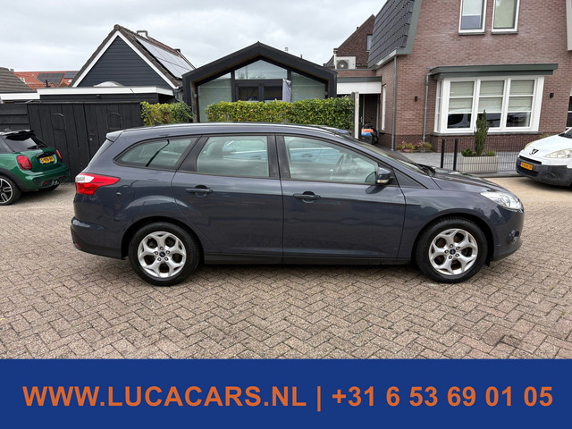 Foto 8 van Ford Focus Wagon 1.0 EcoBoost Lease Trend TREKHAAK CRUISE CONTROL EN AIRCO !