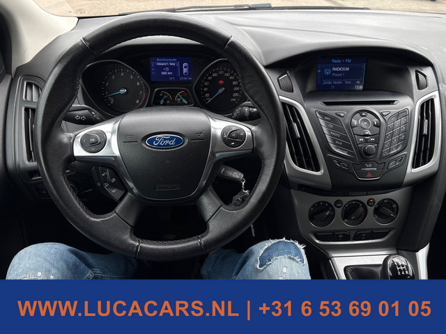 Foto 2 van Ford Focus Wagon 1.0 EcoBoost Lease Trend TREKHAAK CRUISE CONTROL EN AIRCO !