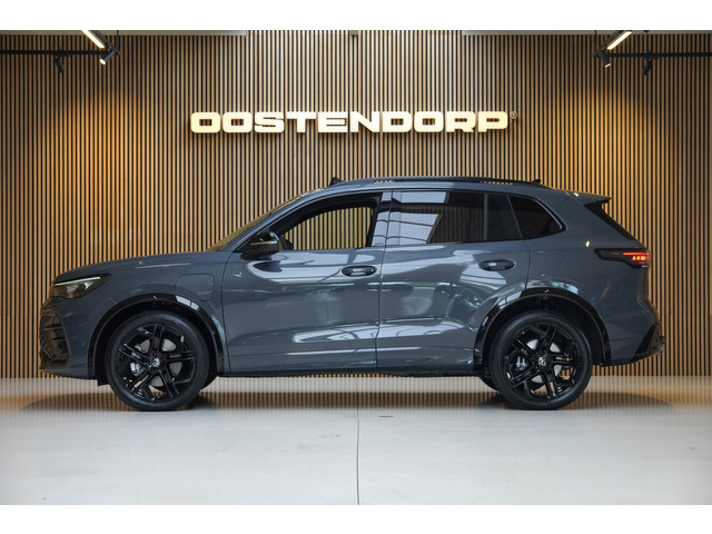 Foto 8 van Volkswagen Tiguan 1.5/272pk eHybrid R-Line Blackstyle VOL!|2026|Panoramadak|Trekhaak|Leer+Verwarming