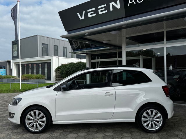 Foto 2 van Volkswagen Polo 1.2-12V Comfortline Pano Navi Pareltje!
