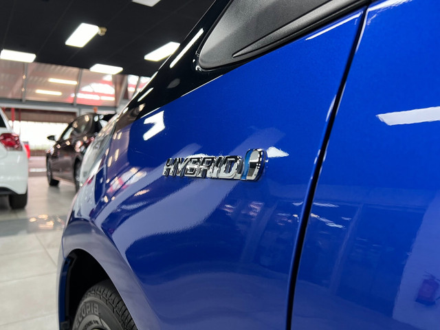 Foto 2 van Toyota Yaris 1.5 Hybrid Bi-Tone Plus | Navi| Keyless| Cruise