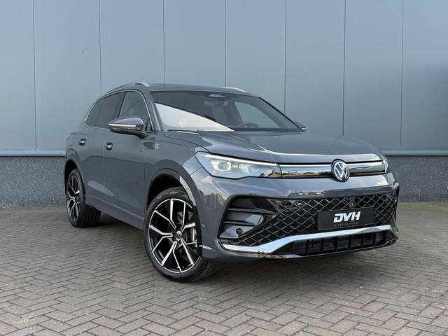 Foto 4 van Volkswagen Tiguan 1.5 eHybrid R-Line Edition PANO | TREKHAAK | DCC
