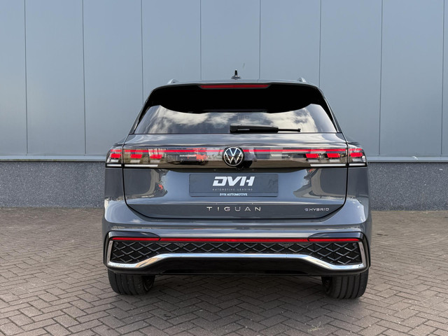 Foto 5 van Volkswagen Tiguan 1.5 eHybrid R-Line Edition PANO | TREKHAAK | DCC