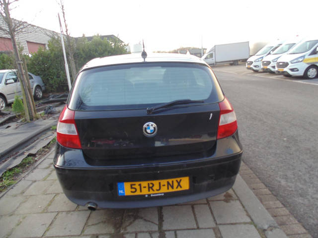Foto 6 van BMW 1-serie 116i High Executive