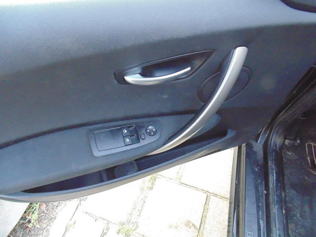 Foto 3 van BMW 1-serie 116i High Executive