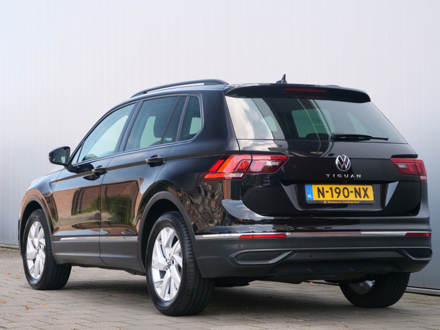 Foto 9 van Volkswagen Tiguan 1.5 TSI Elegance 150 Pk Automaat Navi / DAB / Camera