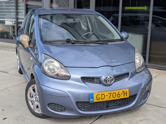 Foto 7 van Toyota Aygo 1.0-12V Access - Airco - Elek ramen