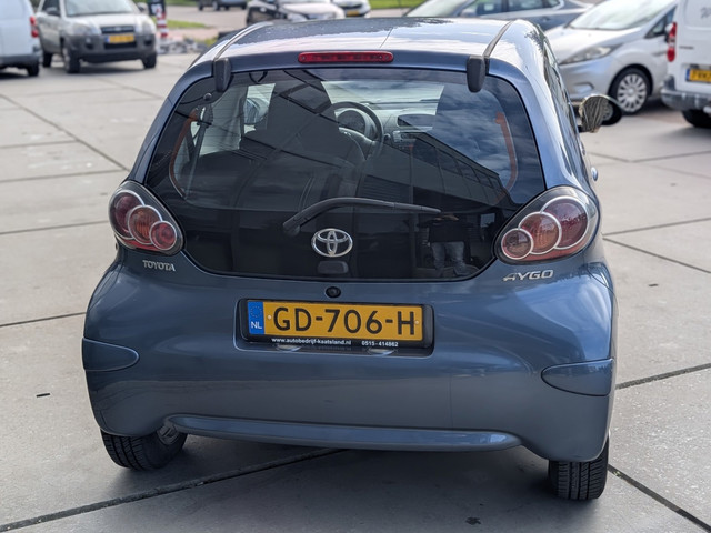 Foto 2 van Toyota Aygo 1.0-12V Access - Airco - Elek ramen