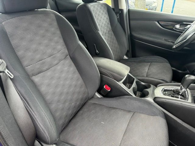 Foto 6 van Nissan QASHQAI 1.2 Acenta Automaat Airco/ECC,Navigatie MOTOR DEFECT