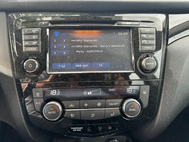 Foto 4 van Nissan QASHQAI 1.2 Acenta Automaat Airco/ECC,Navigatie MOTOR DEFECT