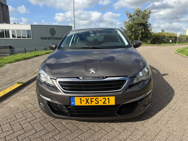 Foto 7 van Peugeot 308 1.6 THP Blue Lease