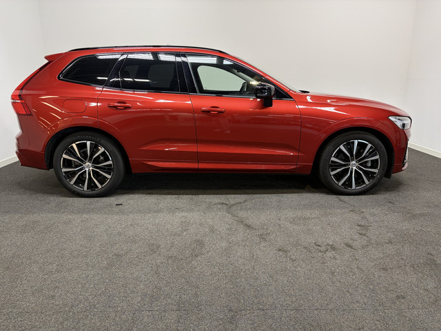 Foto 5 van Volvo XC60 2.0 T8 PHEV AWD Ultra Black Edition/ Trekhaak 2250kg/ Luchtvering/ Massage stoelen/ Stoel
