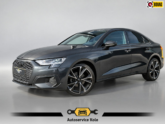 Foto 2 van Audi A3 Limousine 30 TFSI AUTOMAAT * Carplay * Climate Control * Parkeersensoren *