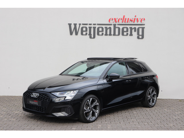 Foto 10 van Audi A3 Sportback 40 TFSI e S-line Pano Leder (bj 2022)