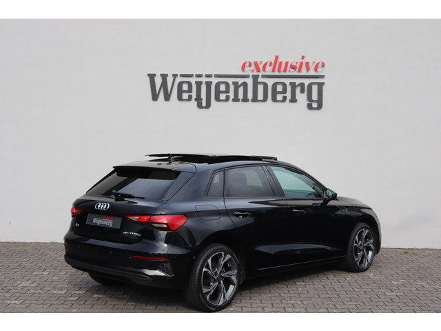 Foto 9 van Audi A3 Sportback 40 TFSI e S-line Pano Leder (bj 2022)