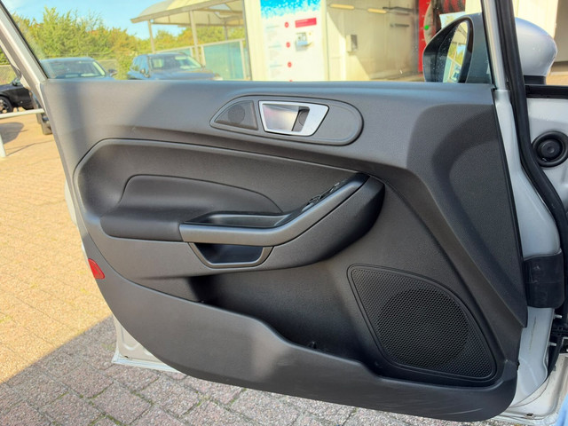 Foto 9 van Ford Fiesta 1.0 Style Ultimate