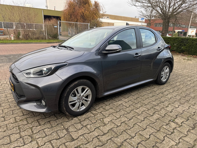 Foto 2 van Toyota Yaris 1.5 Hybrid 115 Active