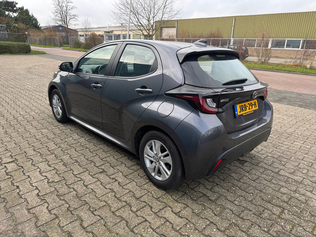 Foto 4 van Toyota Yaris 1.5 Hybrid 115 Active