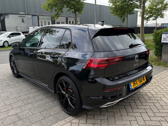 Foto 3 van Volkswagen Golf 1.4 eHybrid GTE|Plug in| Automaat|Pano|Cruise contr|R velgen