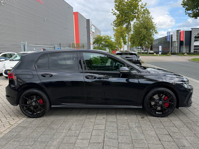 Foto 4 van Volkswagen Golf 1.4 eHybrid GTE|Plug in| Automaat|Pano|Cruise contr|R velgen