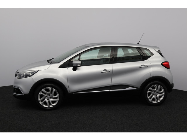 Foto 9 van Renault Captur 0.9 TCe Dynamique/ Trekhaak!/ LED Dagrijverl./ Keyless/ 17''LMV/ Clima/ Navi/ Cruise/