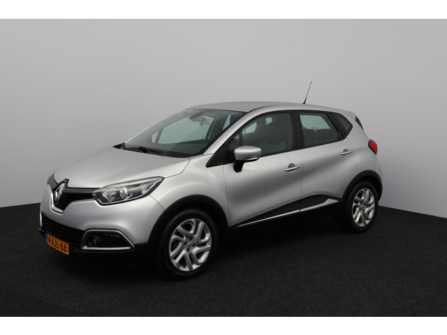 Foto 8 van Renault Captur 0.9 TCe Dynamique/ Trekhaak!/ LED Dagrijverl./ Keyless/ 17''LMV/ Clima/ Navi/ Cruise/