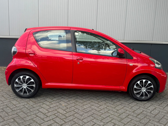 Foto 8 van Toyota Aygo 1.0-12V carplay nieuwe apk 134731km