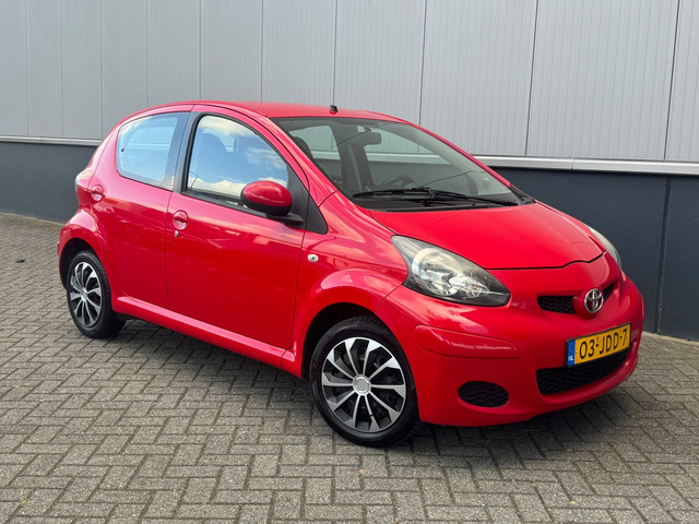 Foto 6 van Toyota Aygo 1.0-12V carplay nieuwe apk 134731km