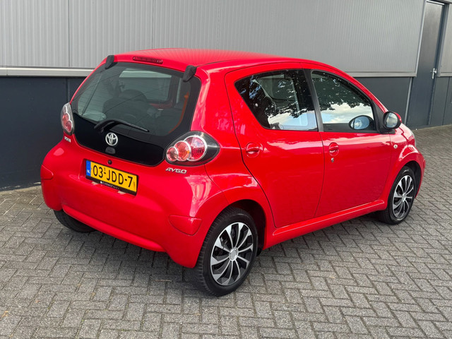 Foto 2 van Toyota Aygo 1.0-12V carplay nieuwe apk 134731km