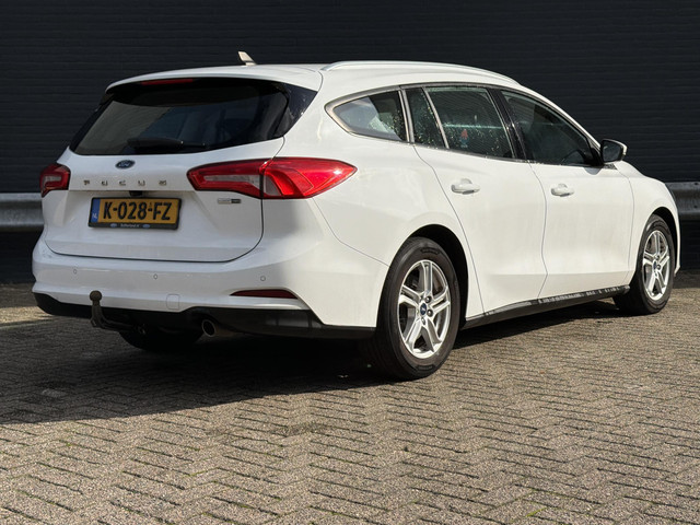 Foto 4 van Ford Focus Wagon 1.0 EcoBoost Hybrid Trend Edition Business | € 4.900,- NETTO! | Camera | Cruise | A