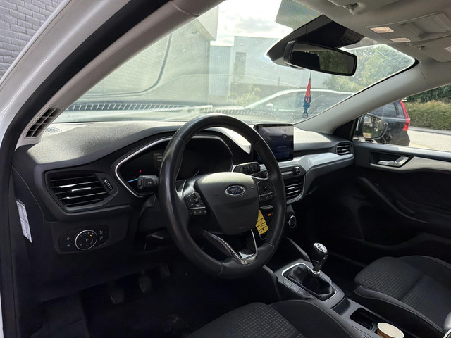 Foto 5 van Ford Focus Wagon 1.0 EcoBoost Hybrid Trend Edition Business | € 4.900,- NETTO! | Camera | Cruise | A