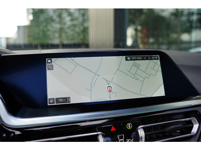 Foto 9 van BMW Z4 Roadster S-Drive 30 I / Harman Kardon / M-Sport / Head-Up