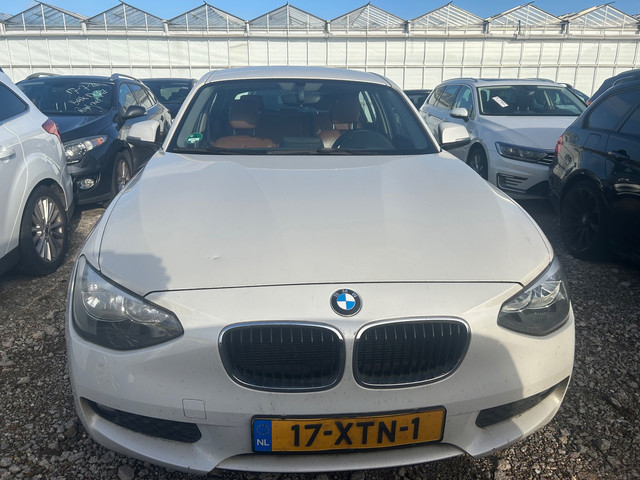 Foto 7 van BMW 1-serie 116i Business | 2012 | Benzine | Handgeschakeld | SCHADE AUTO |