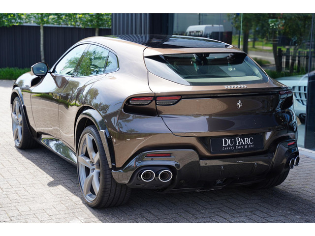 Foto 4 van Ferrari Purosangue 6.5 V12 / NL-AUTO / BTW / Carbon / Massage / 8 D.Km