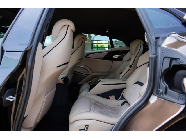 Foto 8 van Ferrari Purosangue 6.5 V12 / NL-AUTO / BTW / Carbon / Massage / 8 D.Km
