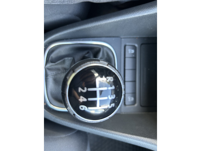 Foto 9 van Volkswagen Golf 1.2 TSI Comfortline BlueMotion 5 Deurs airco applecar play
